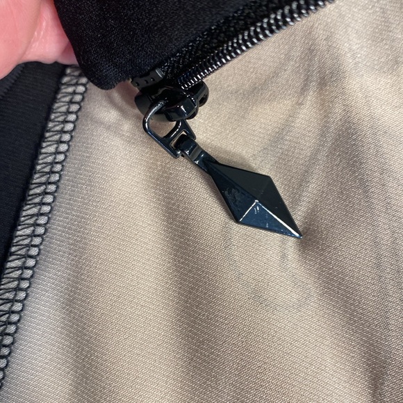 Susan Graver lightweight jacket size L nylon poly spandex blend - Picture 7 of 10